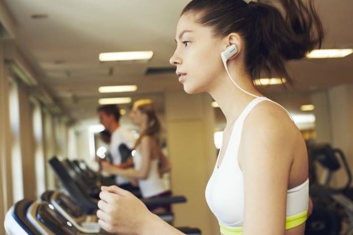 Sony tillkännager fyra Bluetooth-hörlurar