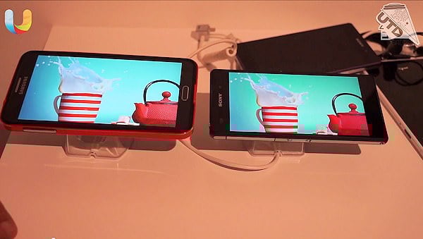 Skärmen i Sony Xperia Z2 jämförs med den i Samsung Galaxy Note 3