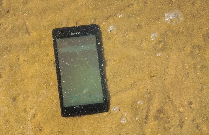 En närmare titt på vattentäta Sony Xperia M2 Aqua