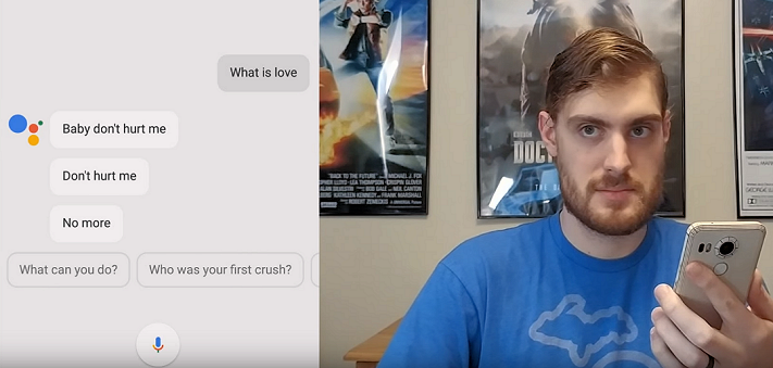 Video visar humorn i Google Assistant