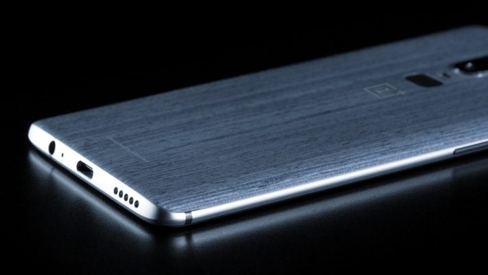 Påstådd bild på OnePlus 6 visar 3,5mm-jack
