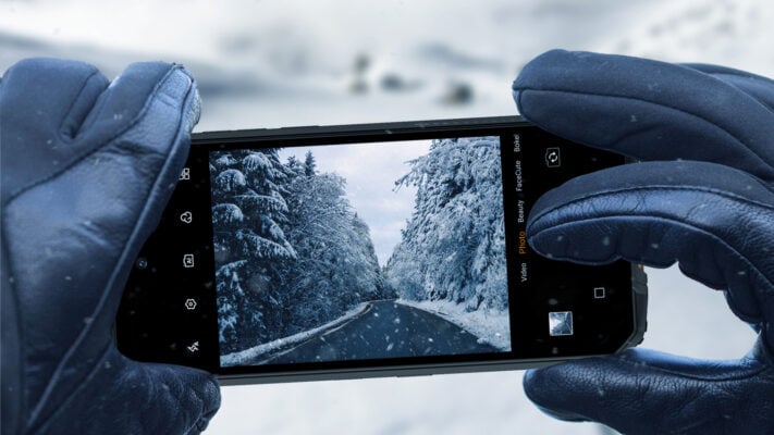 Archos har byggt en stryktålig smartphone med 8000mAh