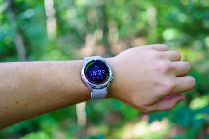 Samsung Galaxy Watch 4 får stor uppdatering med nya urtavlor